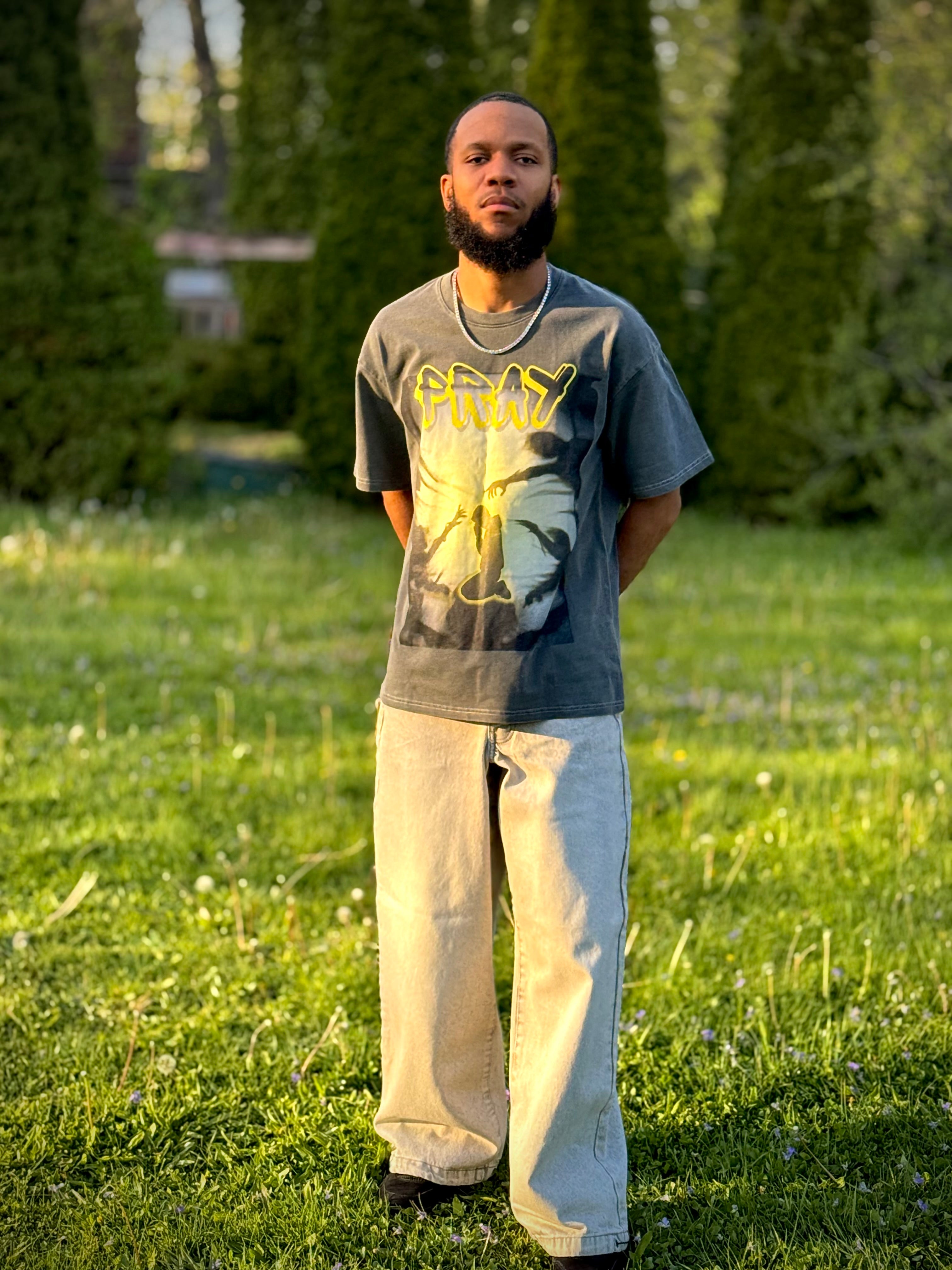 PRAY Washed T-Shirt